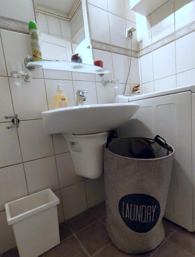 City Center Lovely Studio Apartment Belgrado Buitenkant foto