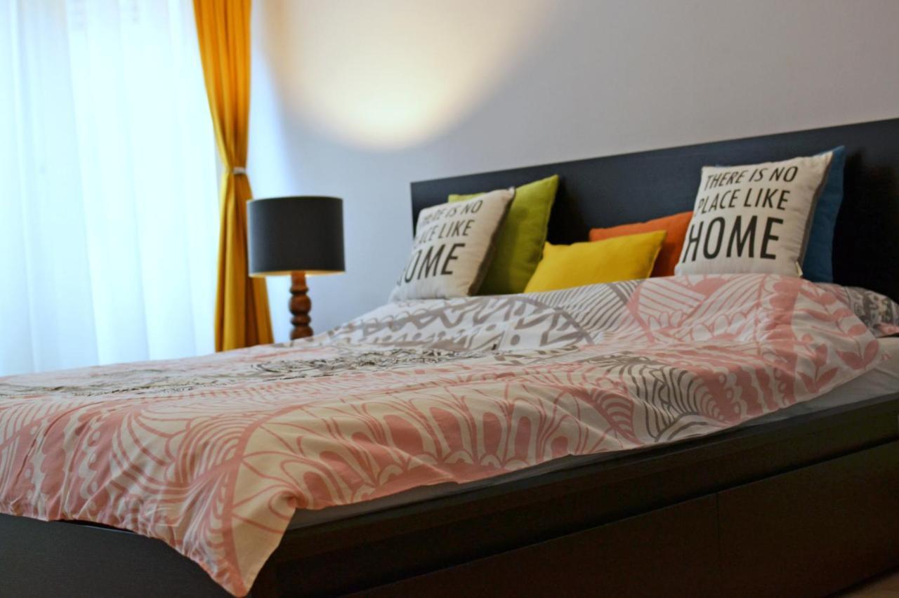 City Center Lovely Studio Apartment Belgrado Buitenkant foto